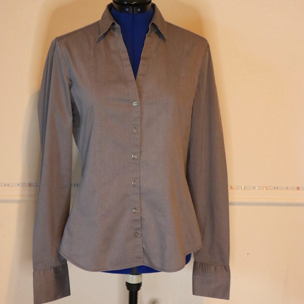 7th Avenue Gray button down shirt